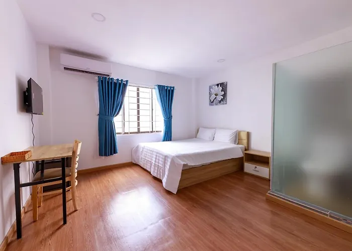 Venus Hotel & Massage - Bui Vien Walking Street